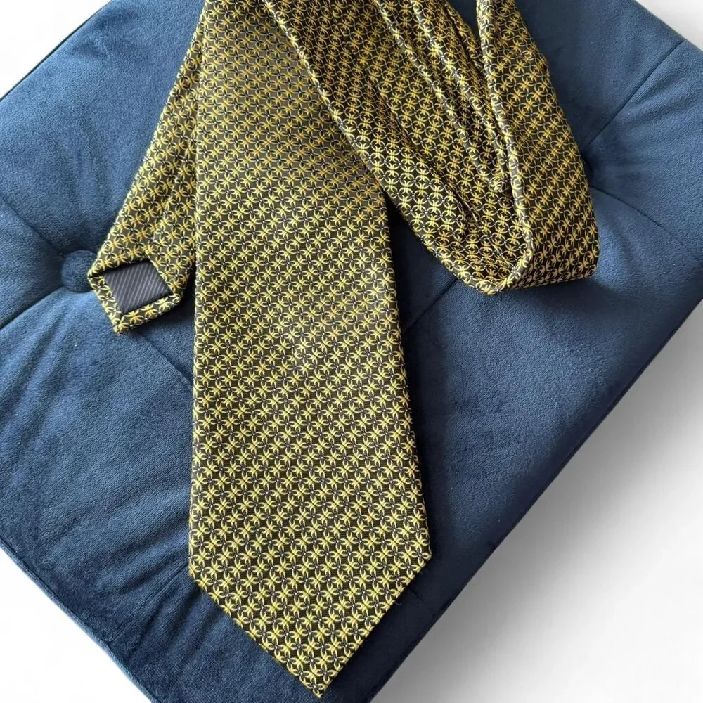 HUGO BOSS 100% Silk Designer Men’s Wide Neck Tie | Gold & Black | Excellent NWOT